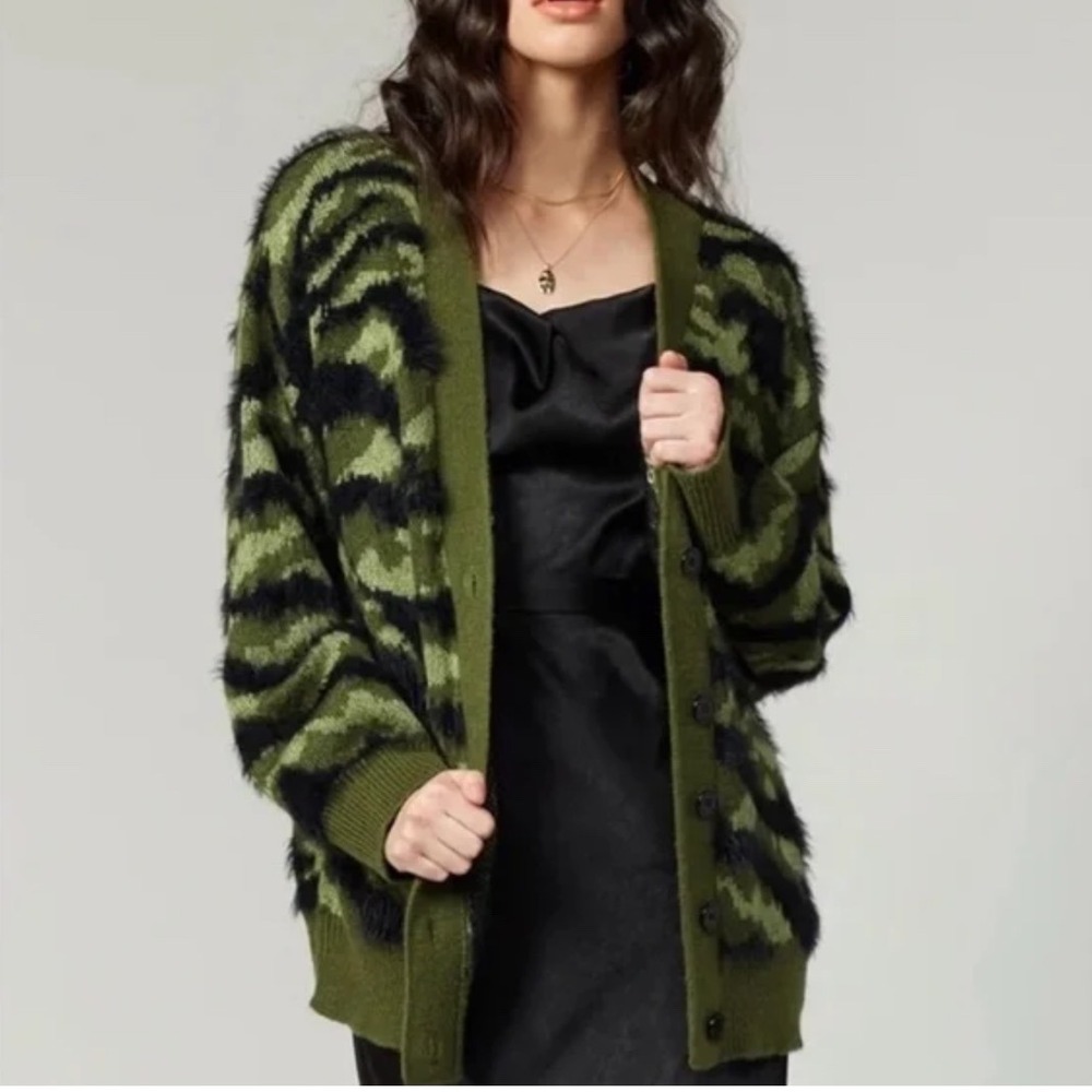 Anthropologie Greylin Camo Cardigan‎ Green Small
